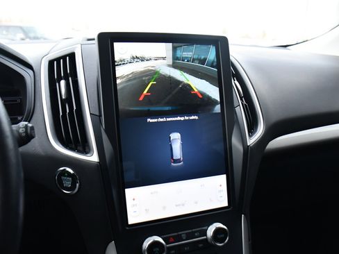 Used 2024 Ford Edge SEL w/ Convenience Package image 26