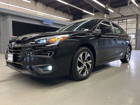 Certified 2025 Subaru Legacy Premium w/ Popular Package #1A image 3
