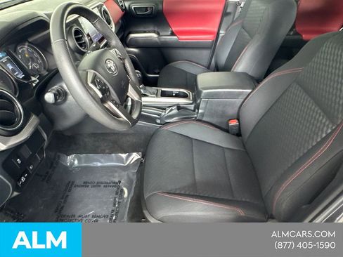 Used 2023 Toyota Tacoma SR5 AWD/4WD image 12