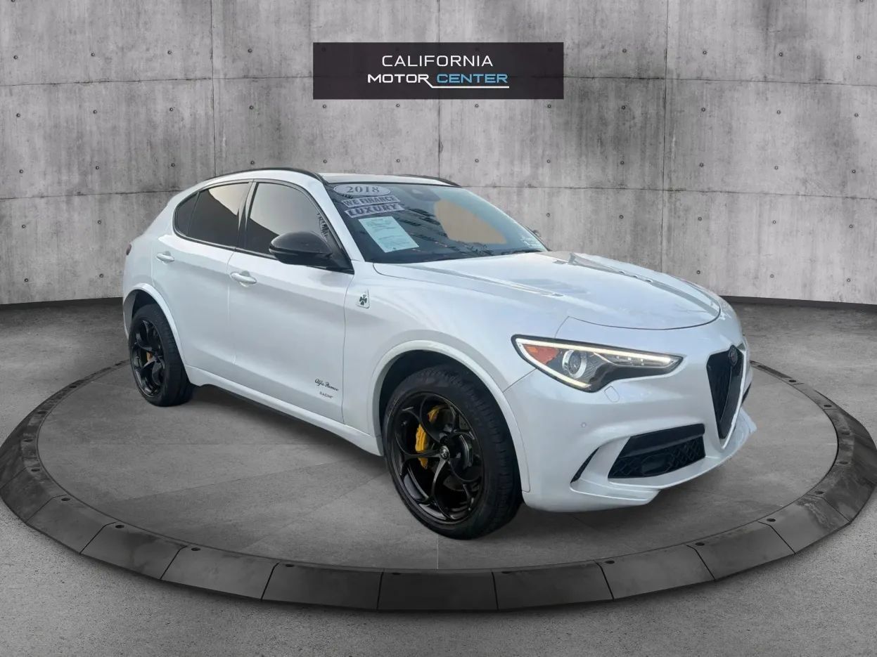 Used 2018 Alfa Romeo Stelvio Quadrifoglio w/ Driver Assist Dynamic Package AWD/4WD image 1