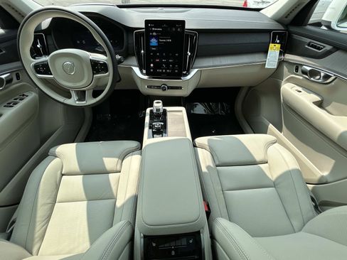 New 2026 Volvo XC90 B6 Ultra image 13