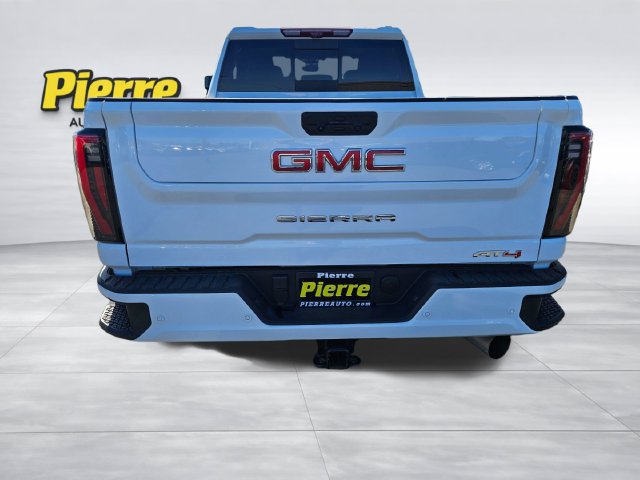 Used 2025 GMC Sierra 3500 AT4 w/ AT4 Premium Plus Package AWD/4WD image 4