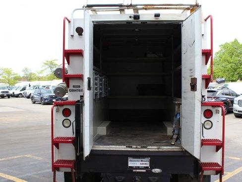 Used 2017 Ford F550 2WD SuperCab Super Duty image 8