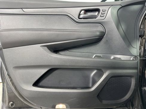 Used 2023 Honda Odyssey Sport image 23