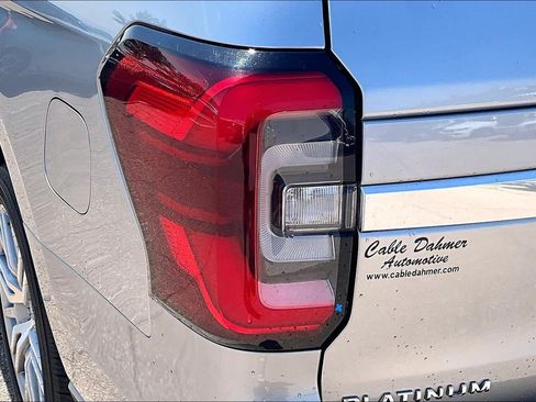 Used 2023 Ford Expedition Platinum AWD/4WD image 29