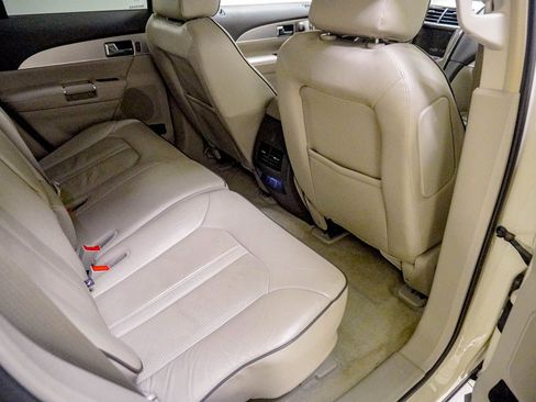 Used 2015 Lincoln MKX FWD w/ Equipment Group 101A image 33