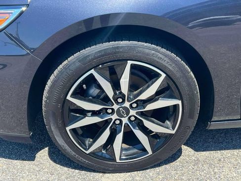 Used 2022 Chevrolet Malibu RS FWD image 9