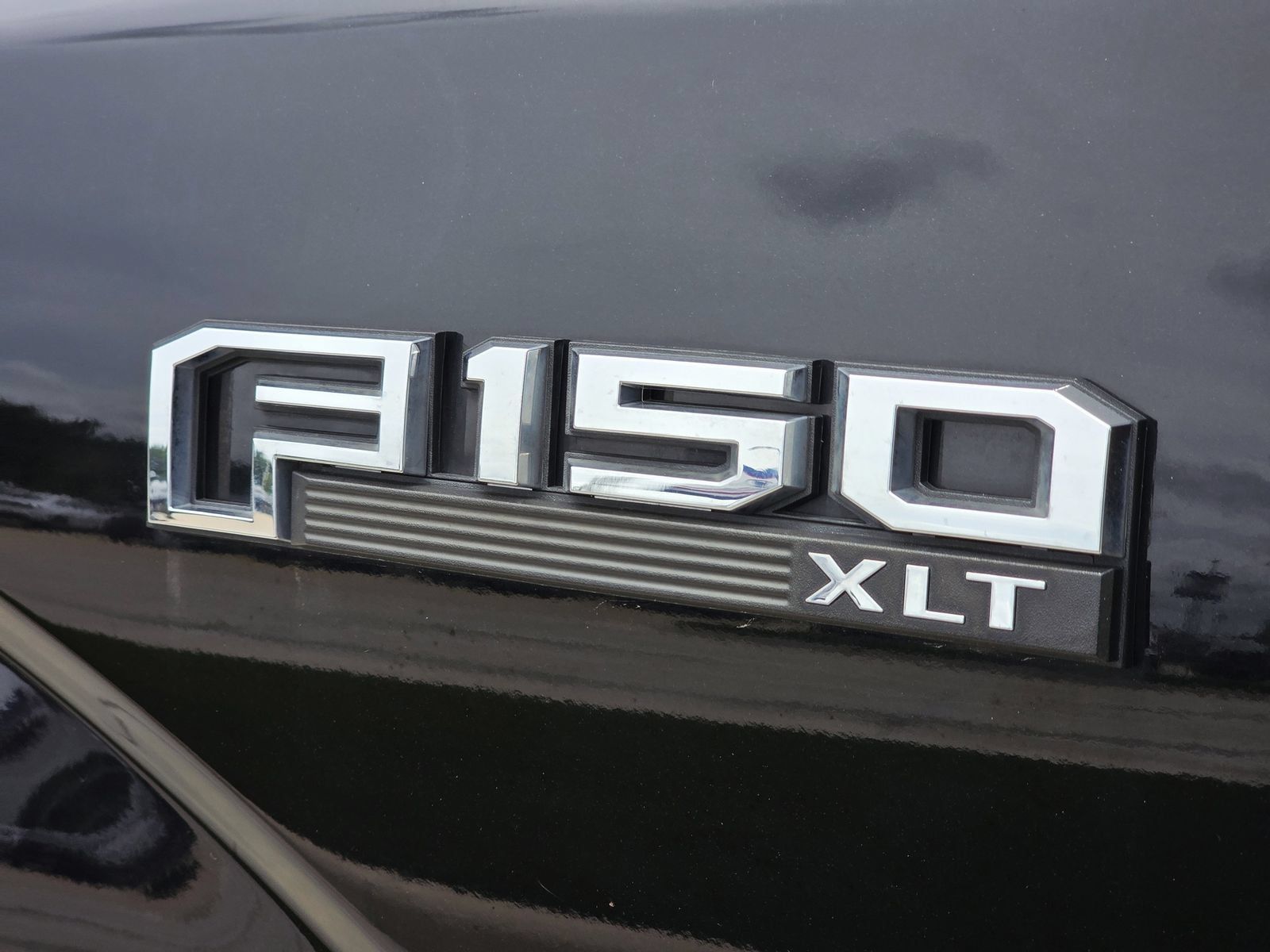 Used 2020 Ford F150 XLT w/ Equipment Group 302A Luxury RWD image 11