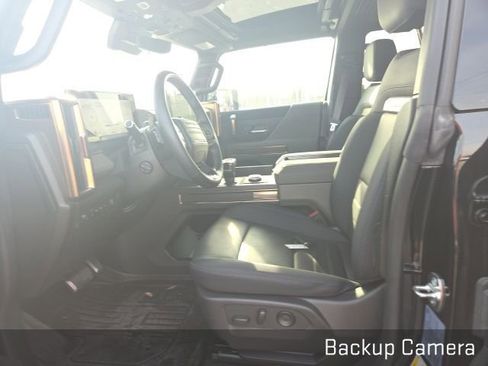 Used 2025 GMC Hummer EV 3X w/ LPO, Sport Package image 9
