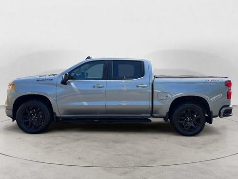 Used 2023 Chevrolet Silverado 1500 RST AWD/4WD image 2