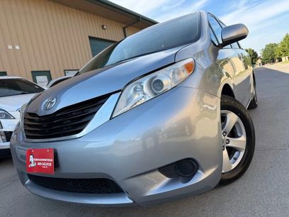 Used 2013 Toyota Sienna LE