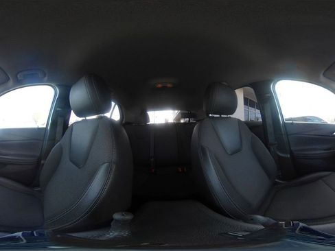 Used 2025 Buick Encore GX Preferred image 41