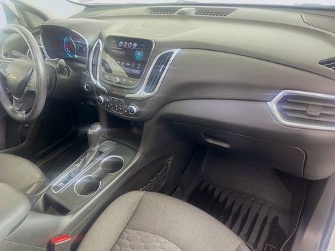 Used 2018 Chevrolet Equinox LT w/ Sun & Infotainment Package FWD image 30
