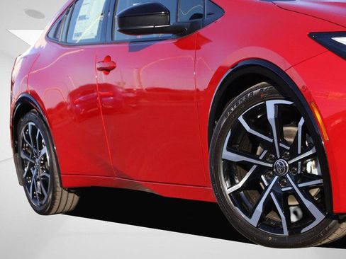 New 2026 Toyota Prius Plug-In Hybrid image 3