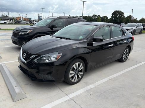 Used 2019 Nissan Sentra SV w/ Special Edition Package FWD image 1