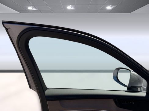 Used 2026 Volvo XC90 B6 Plus w/ Protection Package image 23