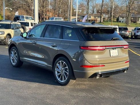 Used 2025 Lincoln Corsair Grand Touring w/ Equipment Group 301A image 6