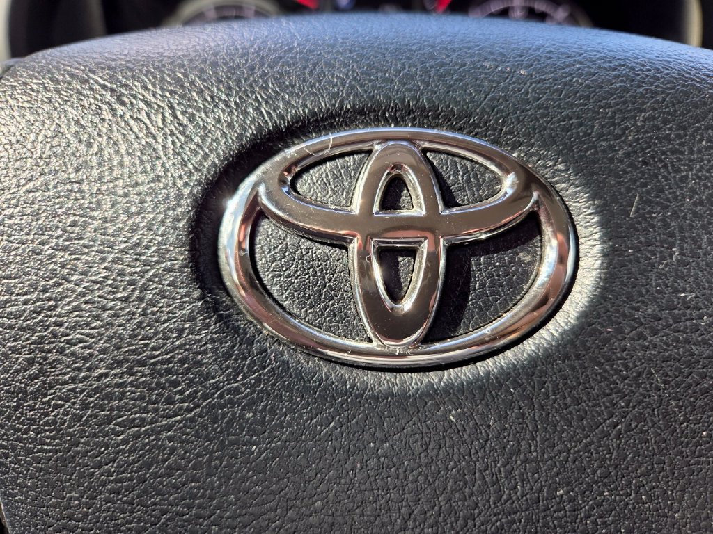 Used 2024 Toyota 4Runner TRD Off-Road AWD/4WD image 30