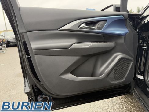 New 2026 Chevrolet Equinox EV LT image 10