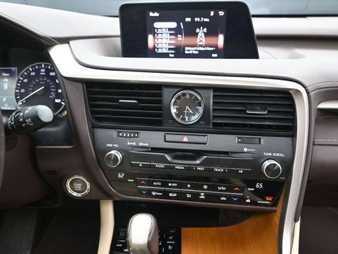 Used 2017 Lexus RX 350 FWD w/ Premium Package image 28