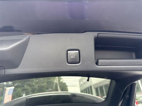 Used 2022 Ford Escape SE w/ Convenience Package image 30