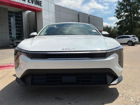 Used 2026 Kia K4 FWD image 3