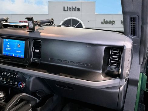 Used 2022 Ford Bronco 2-Door w/ Sasquatch Package image 24