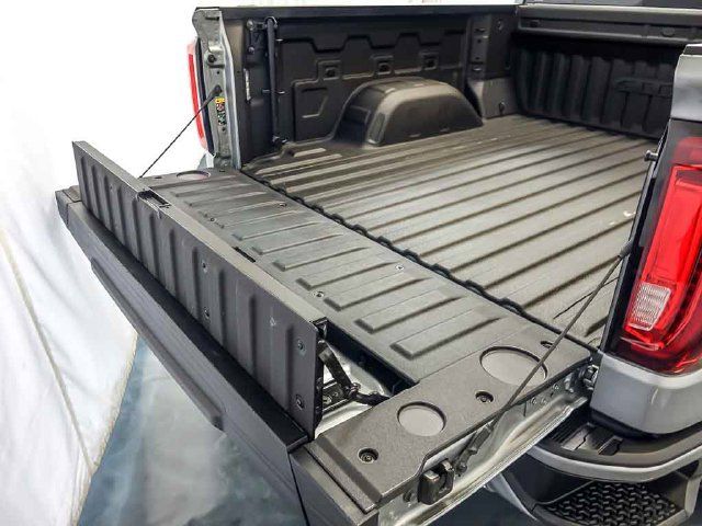 Certified 2024 GMC Sierra 1500 AT4 w/ Technology Package AWD/4WD image 32