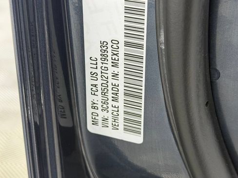 Used 2026 RAM 2500 Big Horn AWD/4WD image 35