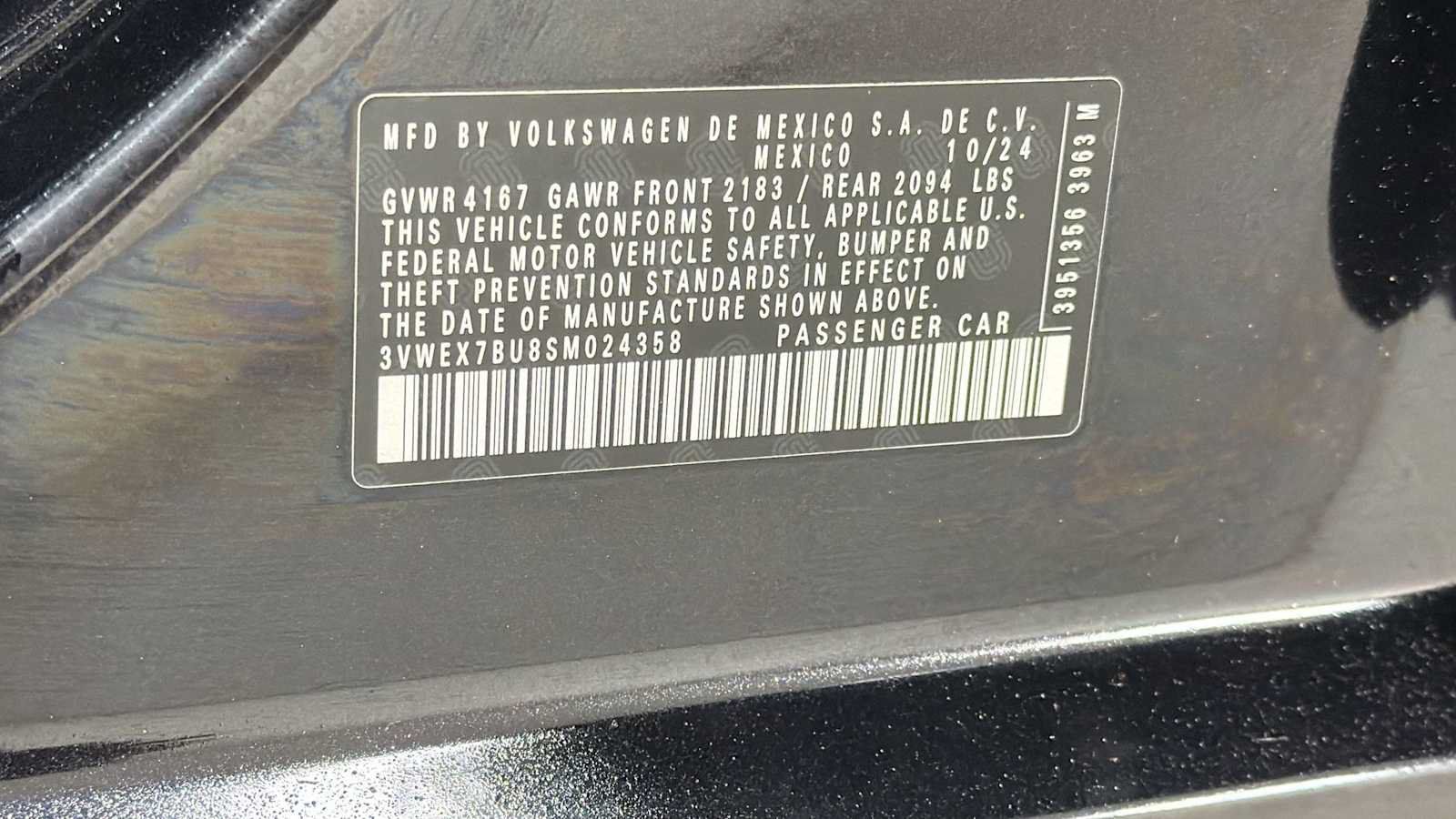 Used 2025 Volkswagen Jetta SE FWD image 11