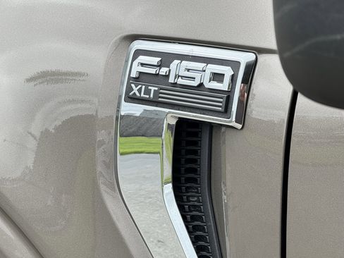 Used 2022 Ford F150 XLT w/ Equipment Group 302A High AWD/4WD image 10