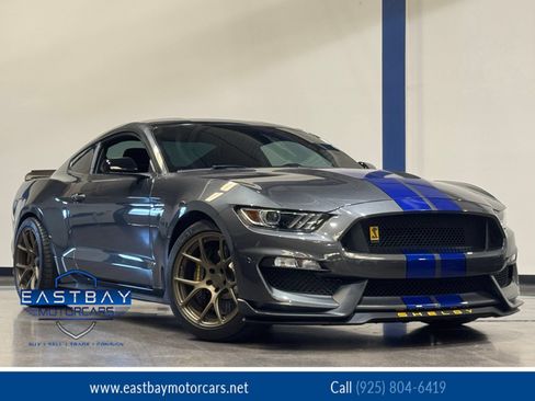 Used 2016 Ford Mustang Shelby GT350 RWD image 1