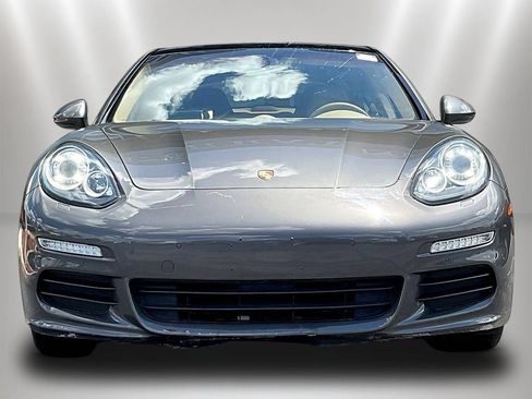 Used 2014 Porsche Panamera RWD image 2