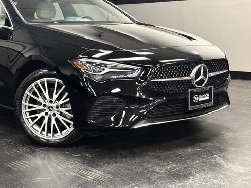 Used 2026 Mercedes-Benz CLA 250 image 3