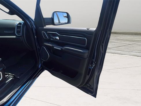 Used 2023 RAM 1500 Laramie AWD/4WD image 23