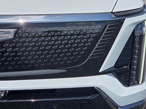 New 2026 Cadillac Vistiq Sport AWD/4WD image 10