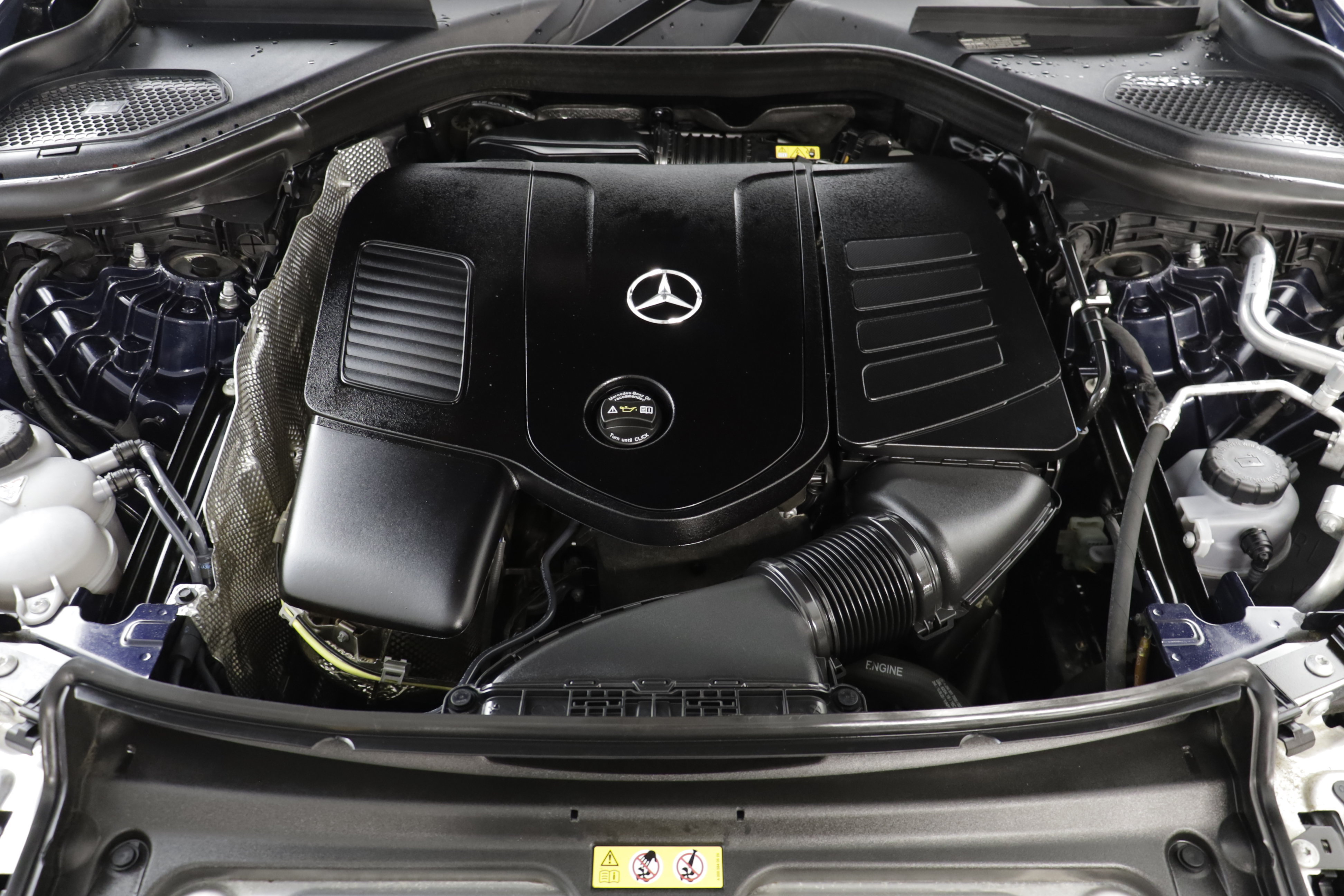 Used 2024 Mercedes-Benz GLC 300 4MATIC image 21
