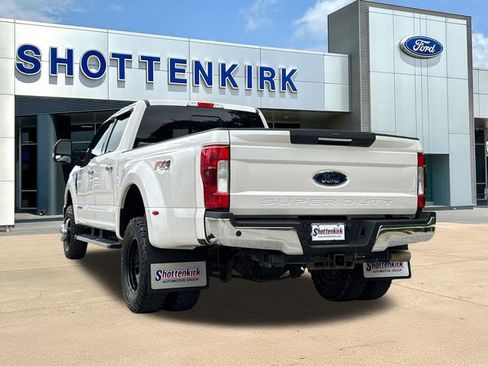 Used 2018 Ford F350 Lariat w/ Lariat Ultimate Package AWD/4WD image 7