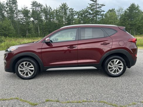 Used 2017 Hyundai Tucson SE Plus AWD/4WD image 8