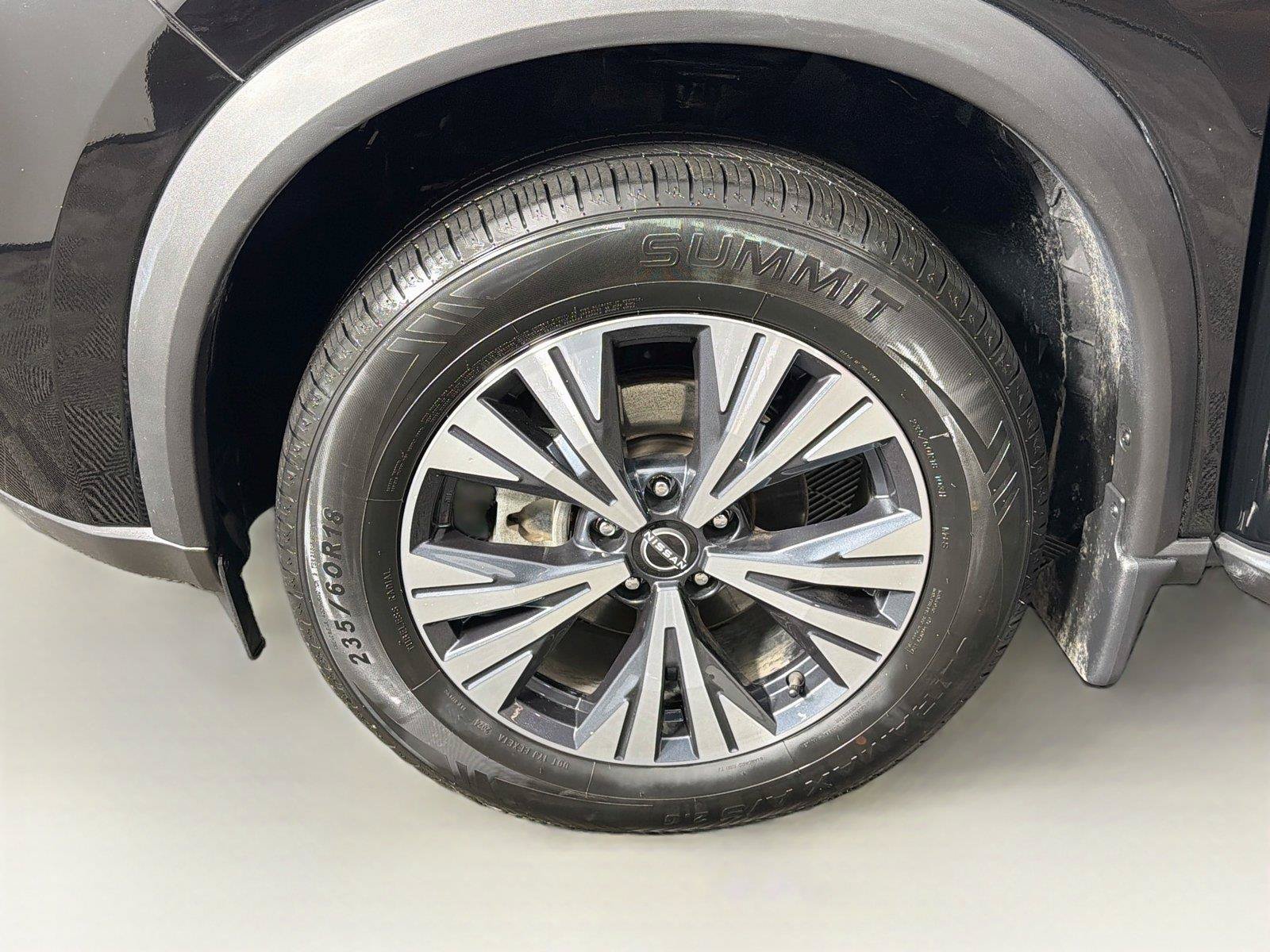 Used 2023 Nissan Rogue SV AWD/4WD image 32