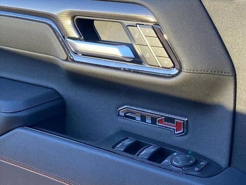 New 2026 GMC Sierra 1500 AT4 w/ AT4 Premium Package image 25