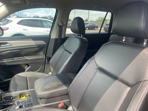 Used 2019 Volkswagen Atlas SE FWD image 18