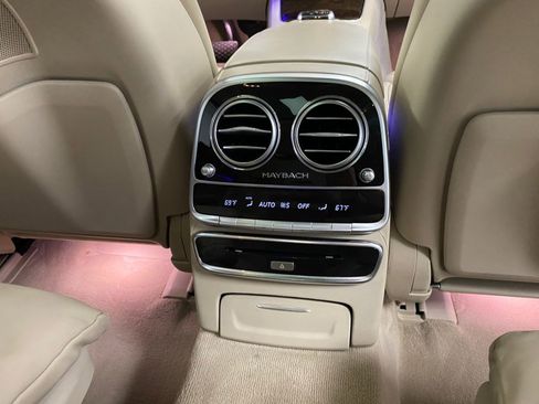 Used 2018 Mercedes-Benz Maybach S 560 4MATIC image 46