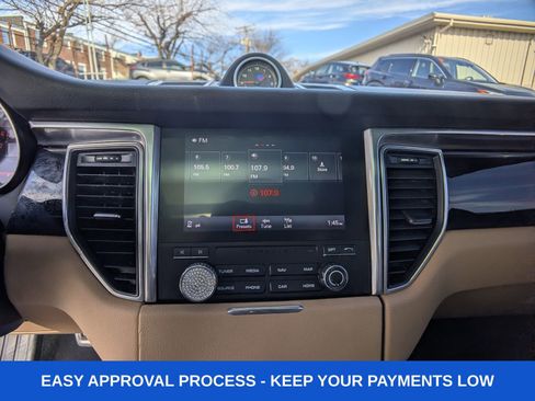 Used 2018 Porsche Macan image 29