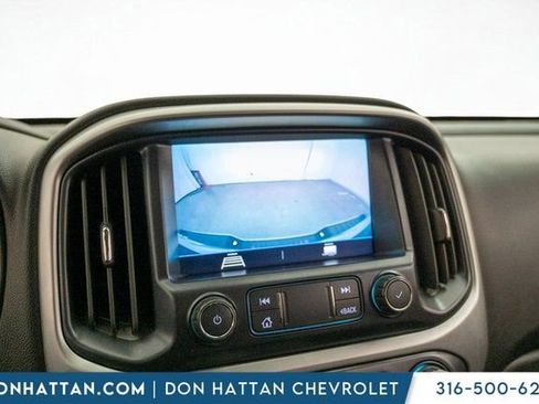 Used 2022 Chevrolet Colorado LT w/ LT Convenience Package image 18