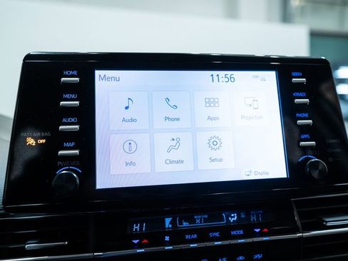 Used 2023 Toyota Sienna LE image 24