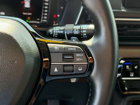 Used 2025 Honda Pilot Elite image 20