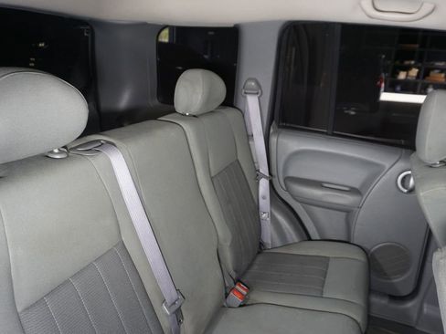 Used 2007 Jeep Liberty Limited AWD/4WD image 21