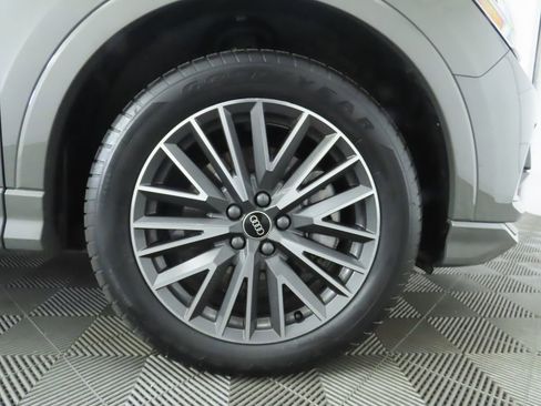 Used 2023 Audi Q3 2.0T Premium w/ Convenience Package image 33