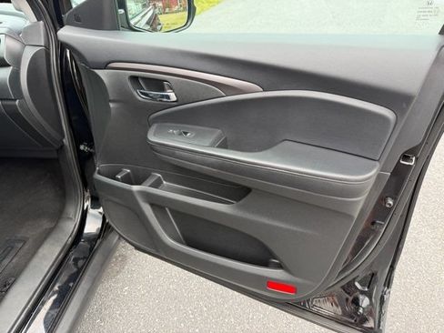 Used 2021 Honda Pilot Special Edition image 25